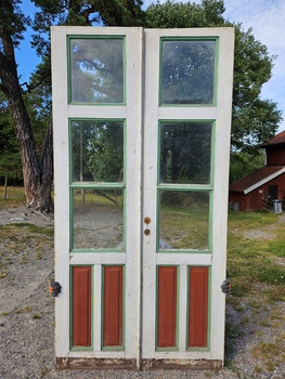 Dubbeldörr med glas 113 x 221 cm, Finns på Överjärva