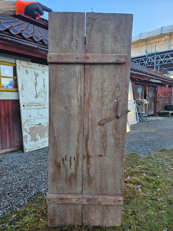 Enkeldörr 60 x 161 cm, finns på Överjärva