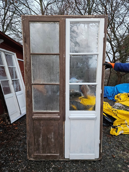 Pardörr med glas och kram, 130x238cm, finns på Överjärva